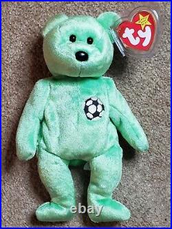 MINT Ty Beanie Baby Kicks the Soccer Bear Rare with Errors RETIRED